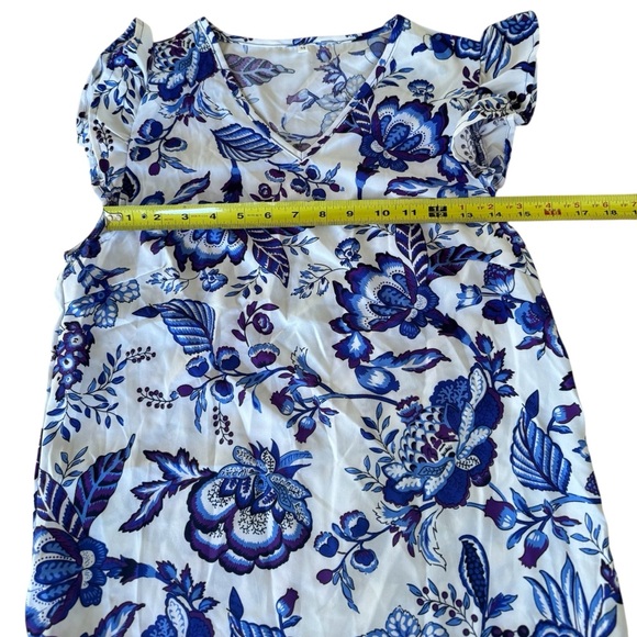 Chic Blue and White Floral Midi Dress - Picture 5 of 6